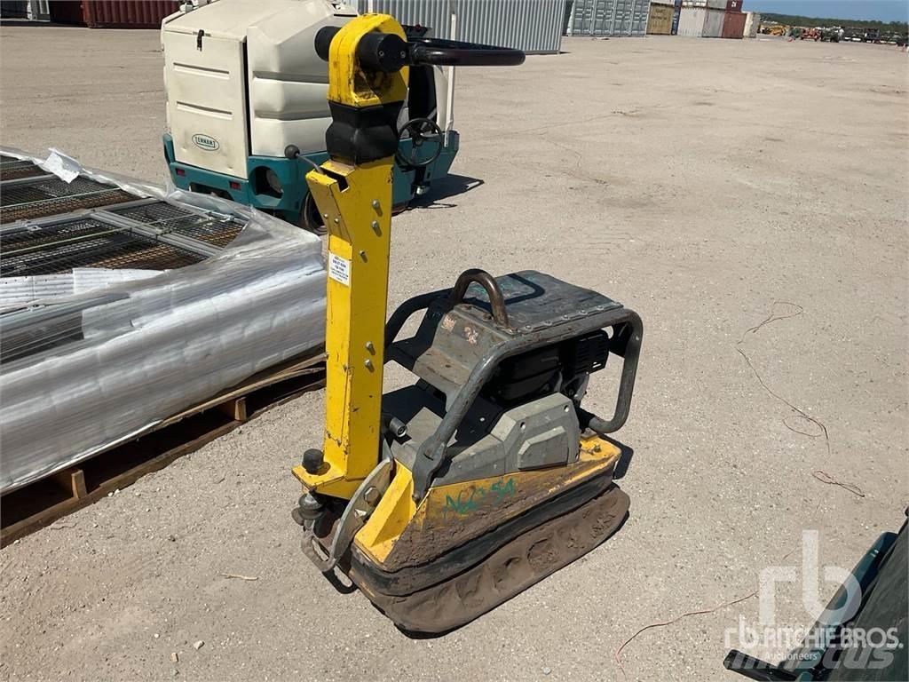 Wacker BPU4045A Tärylevyt