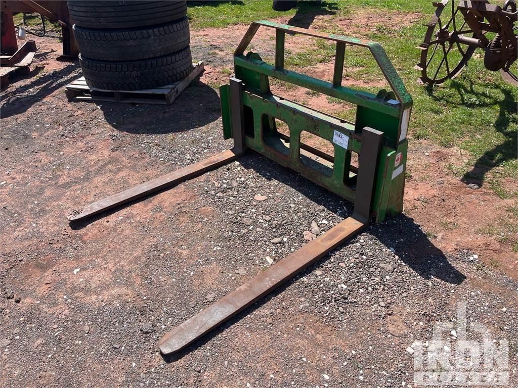  wood trailer Trukkihaarukat
