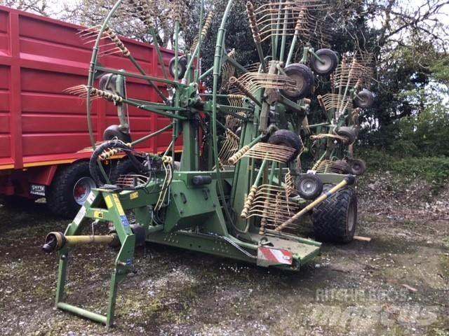 Krone 1400+ Pöyhimet ja haravat