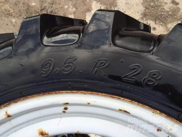 Stocks 9.5R28 Muut maatalouskoneet