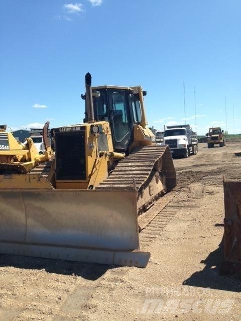 CAT D5H LGP Telaketjupuskutraktorit