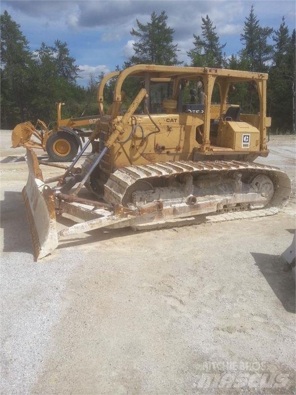 CAT D6D LGP Telaketjupuskutraktorit