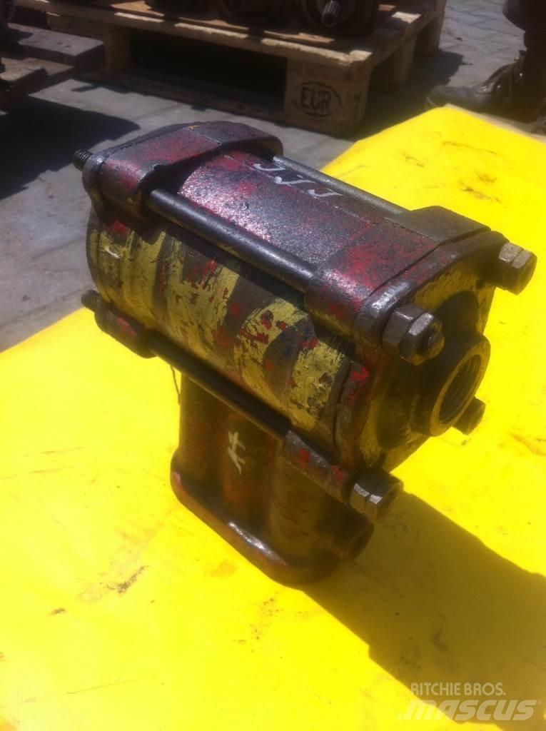 DAF POMPA TŁOCZKOWA Hydrauliikka