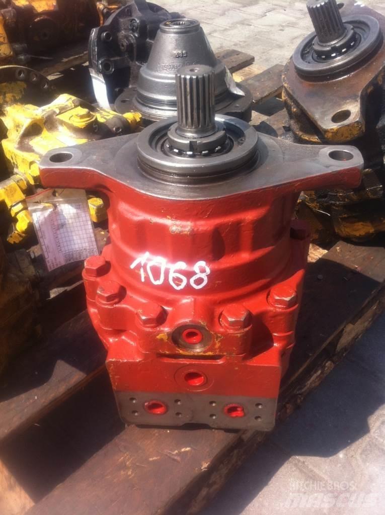 Komatsu EC315317 ? E2156297 ? Moottorit