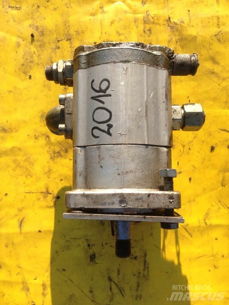 O&K 2460288L Hydrauliikka