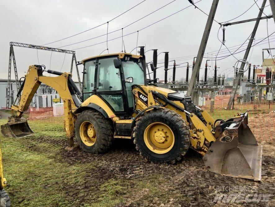 CAT 444F Kaivurikuormaajat