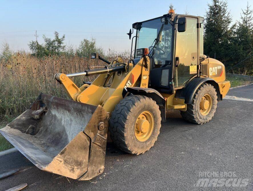 CAT 906H Monitoimityökoneet