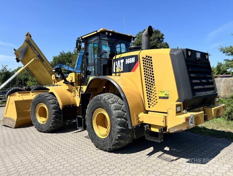 CAT 966M Pyöräkuormaajat