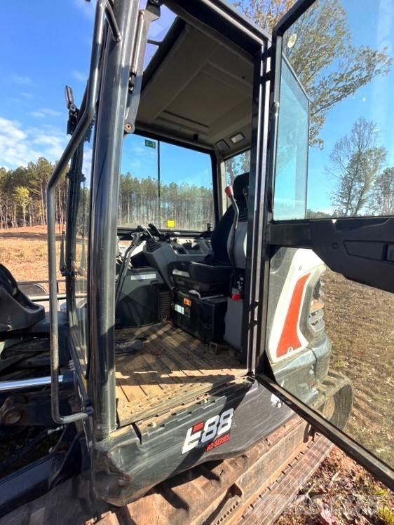 Bobcat E88 R2 Telakaivukoneet
