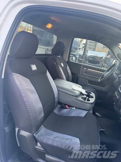 Dodge Ram 2500 Hinausautot