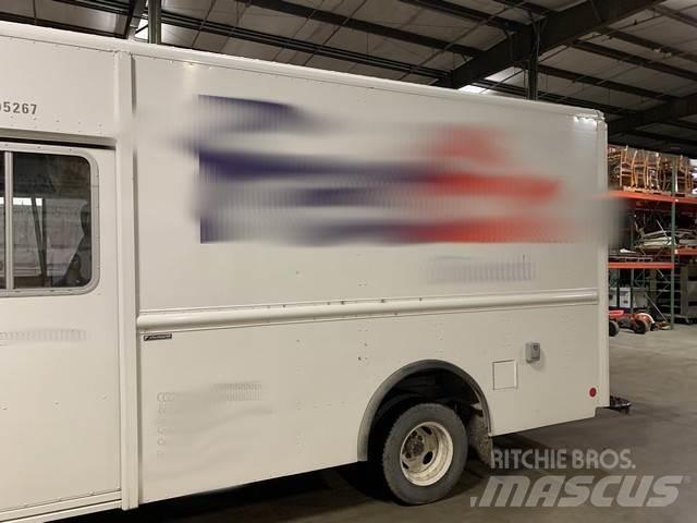 Ford E350 Umpikorikuorma-autot