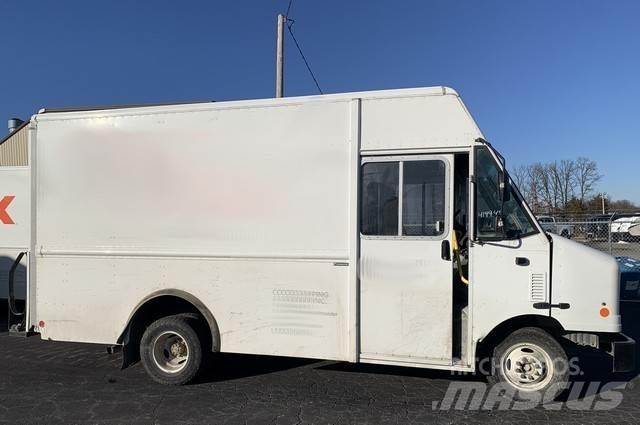 Ford E350 Umpikorikuorma-autot