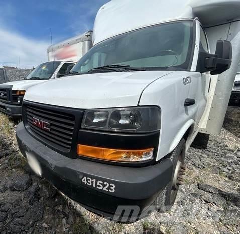 GMC Savana 4500 Umpikorikuorma-autot