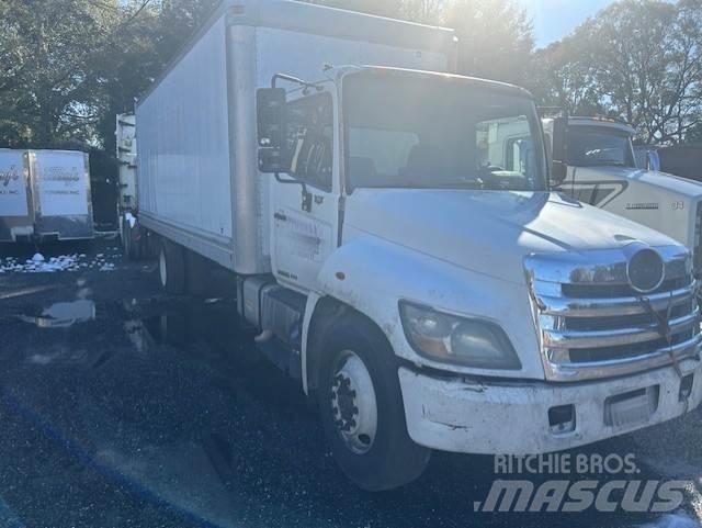 Hino 268 Umpikorikuorma-autot