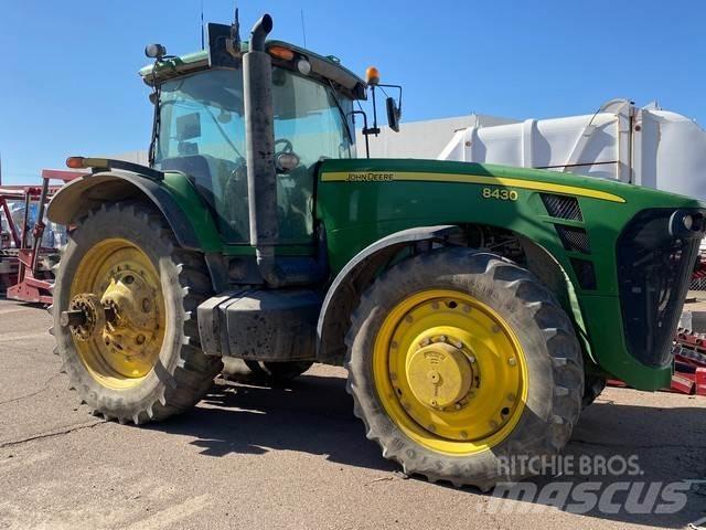 John Deere 8430 Traktorit