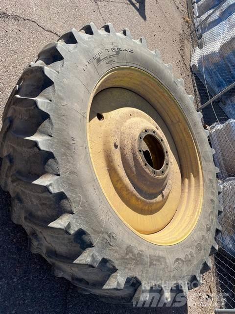 John Deere 8430 Traktorit