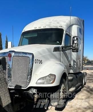 Kenworth T680 Vetopöytäautot