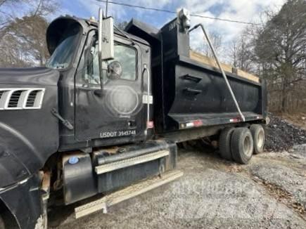 Mack GU713 Sora- ja kippiautot