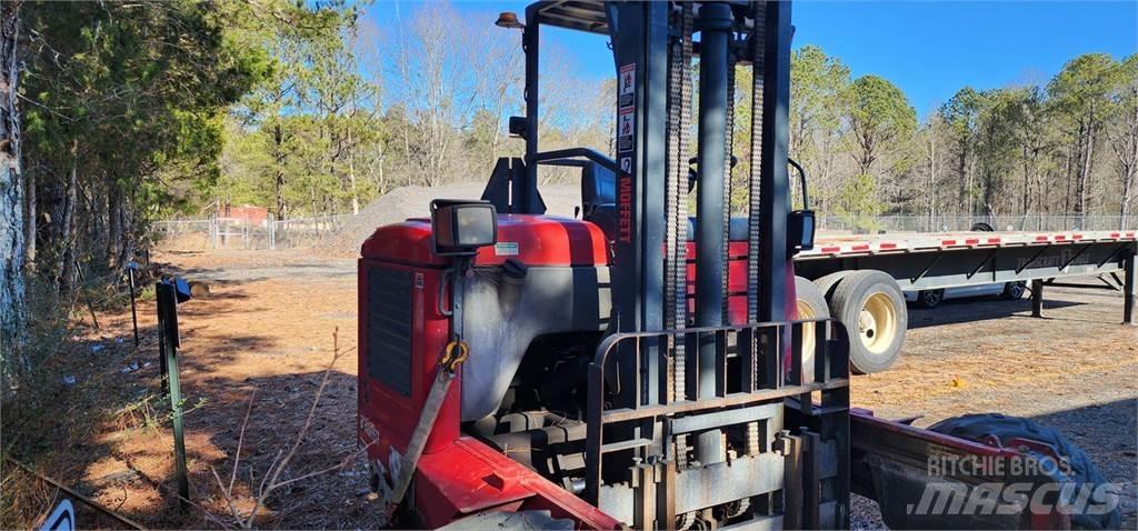 Moffett M55 Nelitietrukit