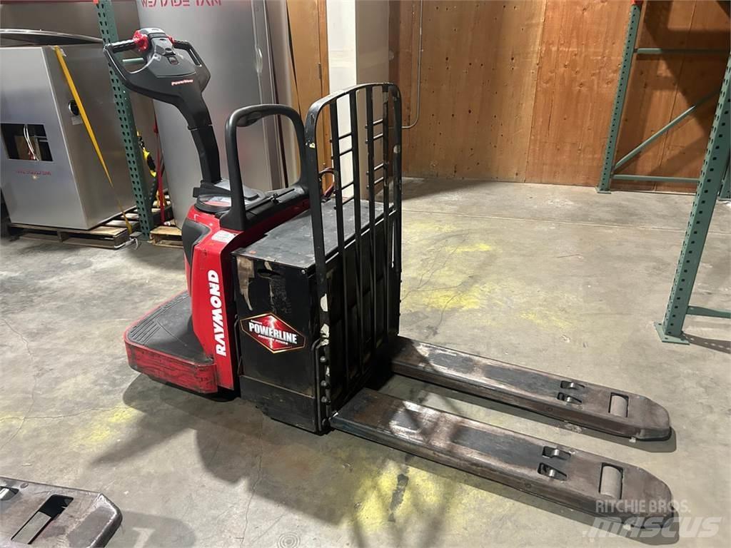 Raymond 8410 Muut materiaalinkäsittelykoneet