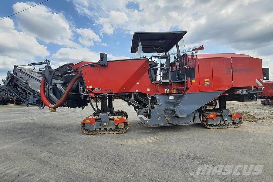 Wirtgen W 220 Kylmäasfalttikoneet