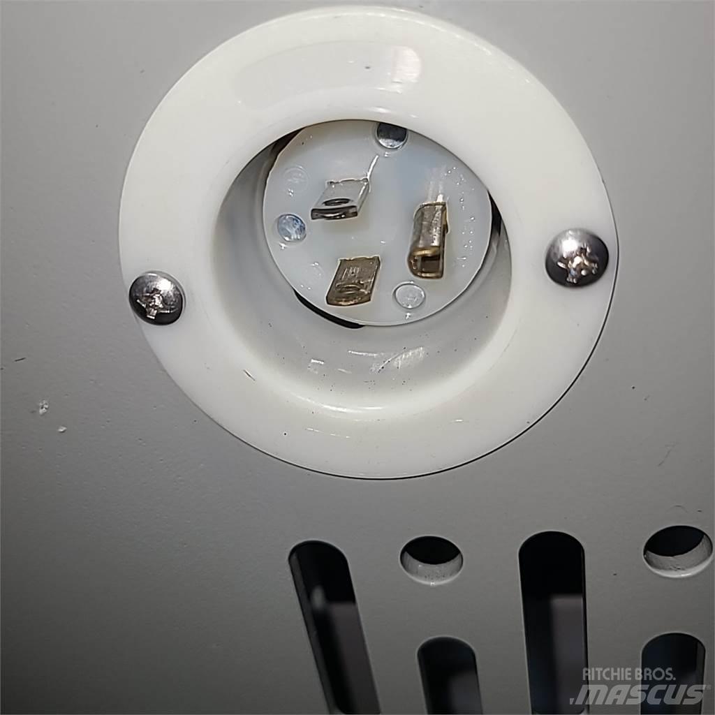 Raymond 8210 Pumppukärryt