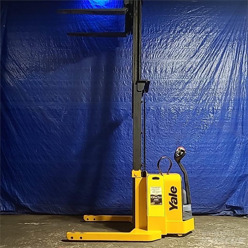 Yale MSW040 Ajettavat pinoamisvaunut