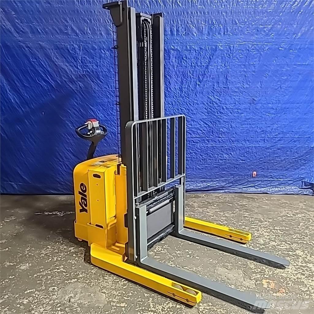 Yale MSW040 Ajettavat pinoamisvaunut