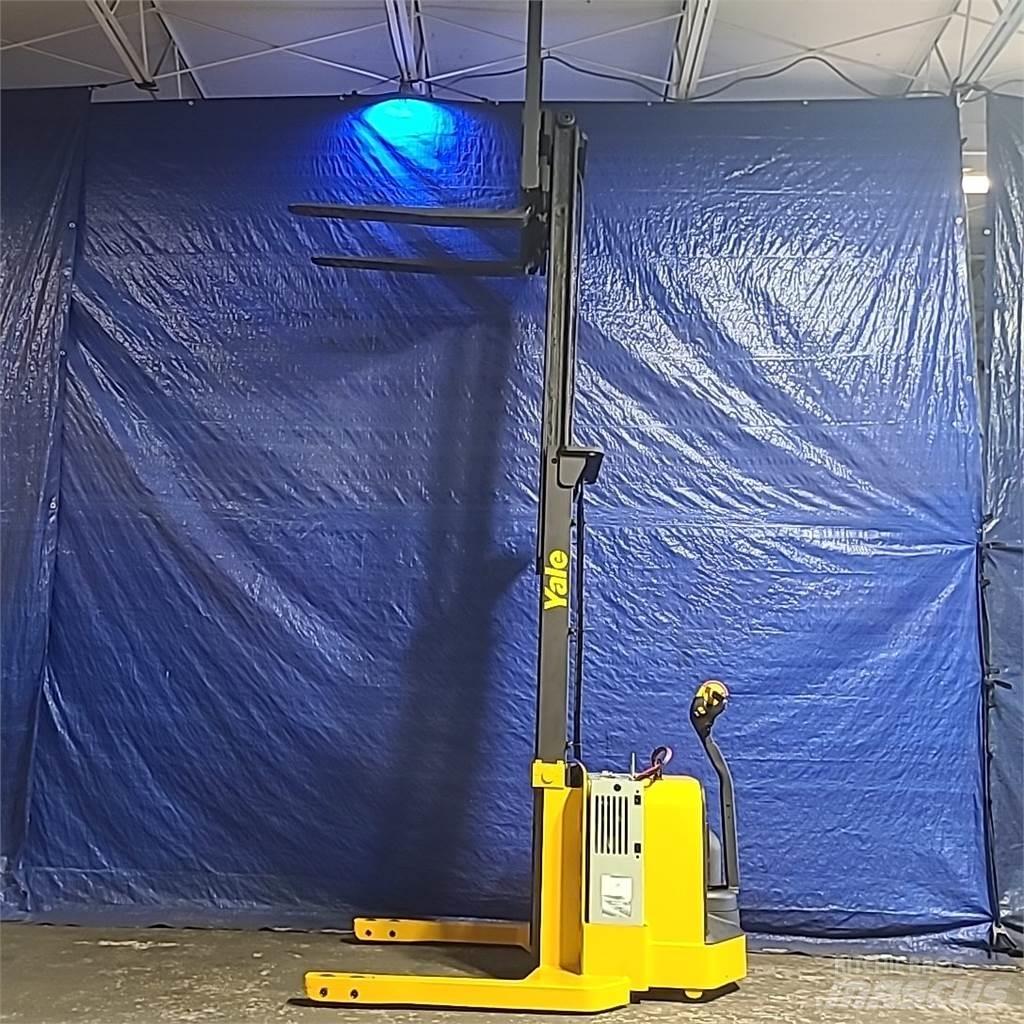 Yale MSW040 Ajettavat pinoamisvaunut