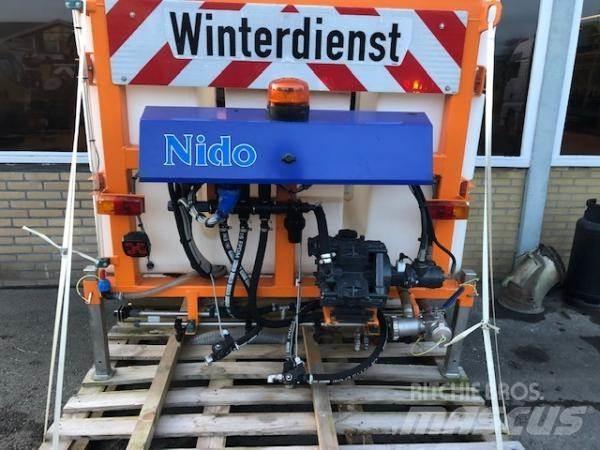 Nido CSP1000 VCL Hiekan- ja suolanlevittimet