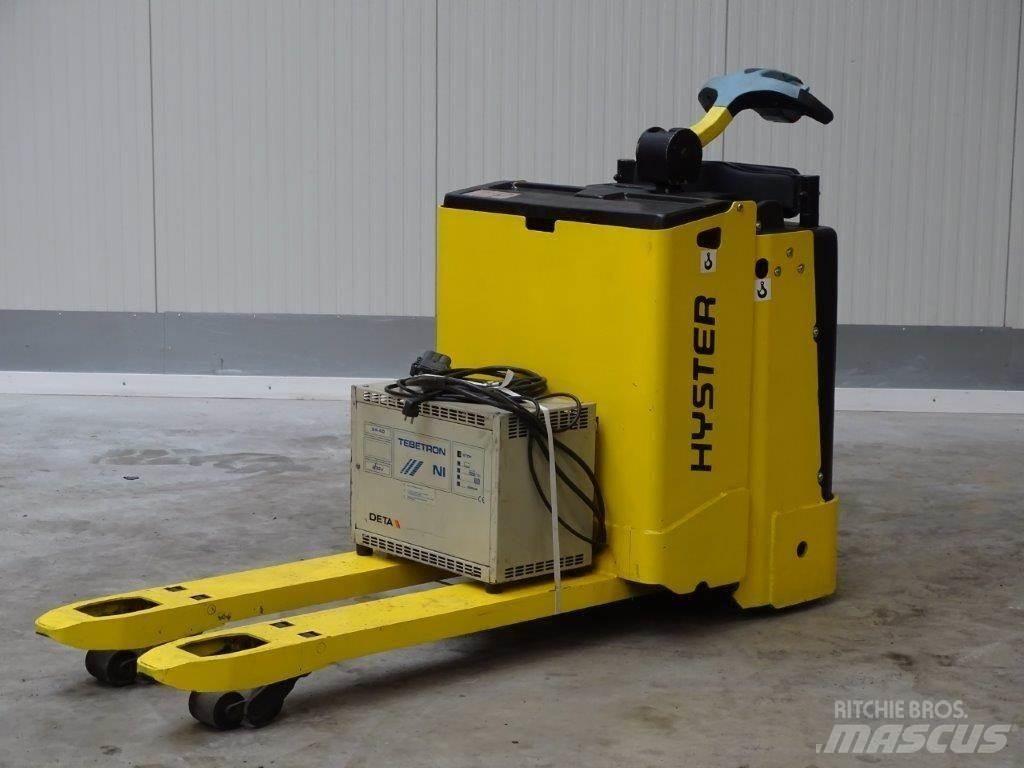 Hyster P2.0S Lavansiirtotrukit