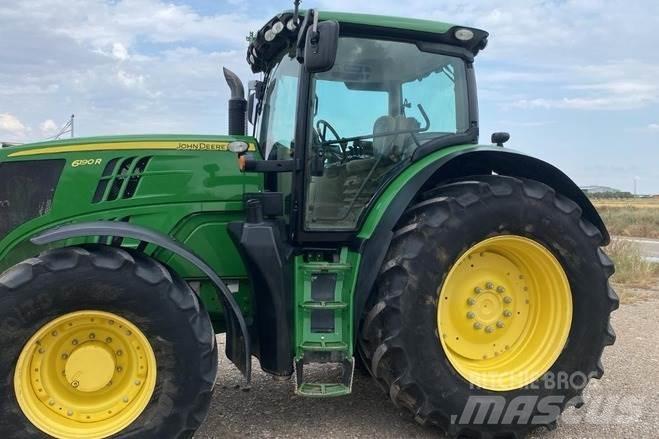 John Deere 6190 R Traktorit