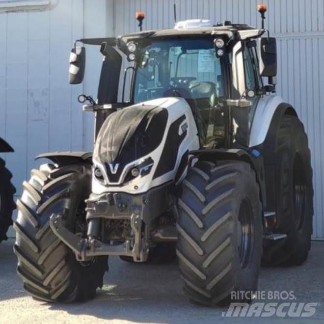 Valtra Q305 Traktorit