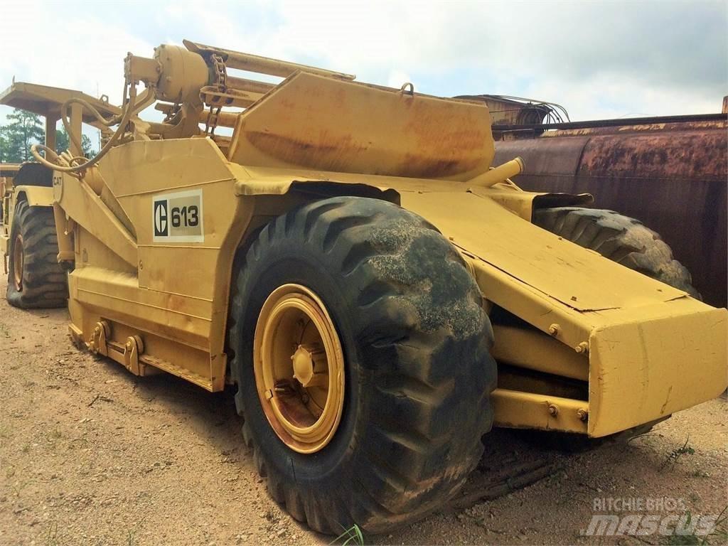 CAT 613 Kaavinvaunut