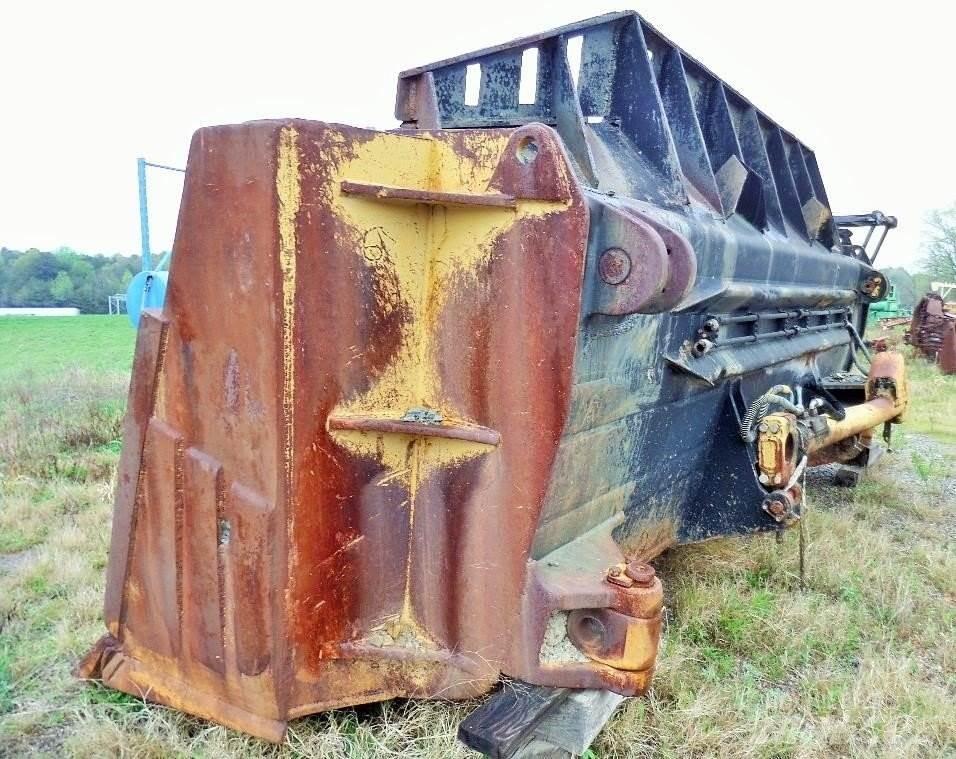 CAT D11 Puskulevyt