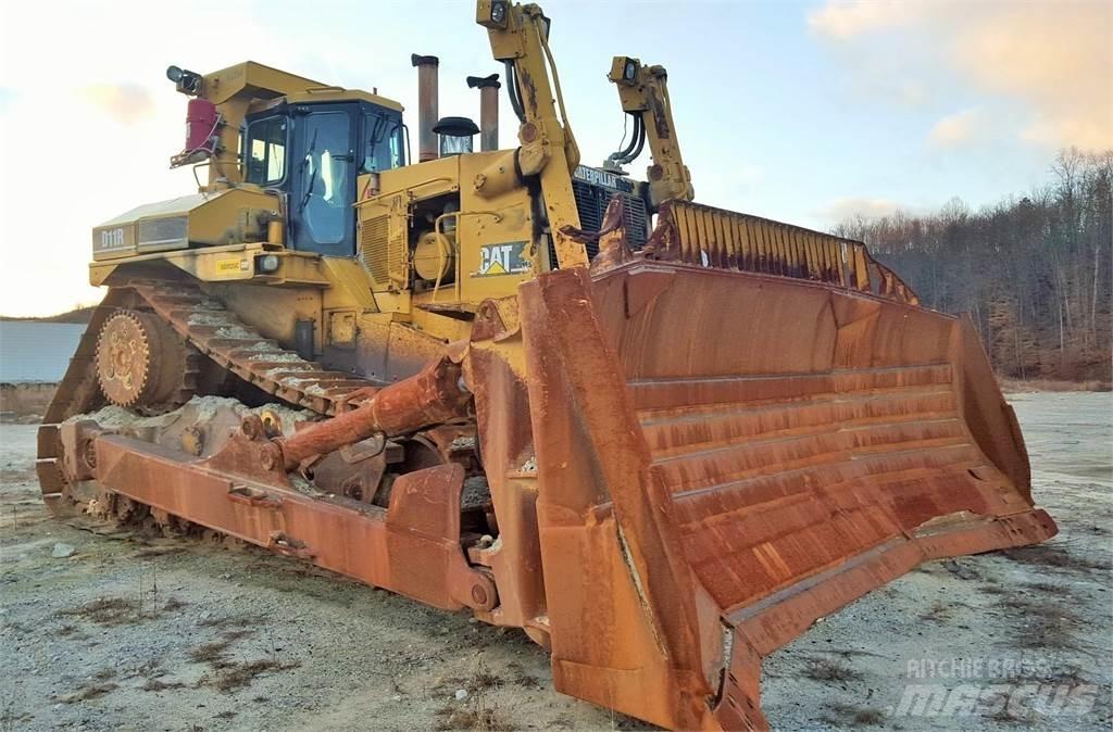 CAT D11R Telaketjupuskutraktorit