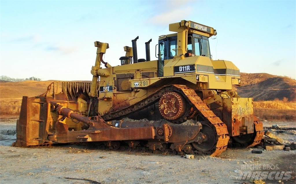 CAT D11R Telaketjupuskutraktorit