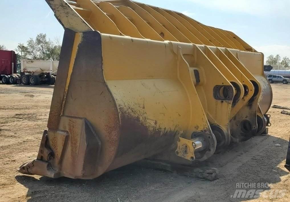 Komatsu WA1200 Kauhat