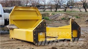 Komatsu WA1200 Ohjaamo ja sisusta