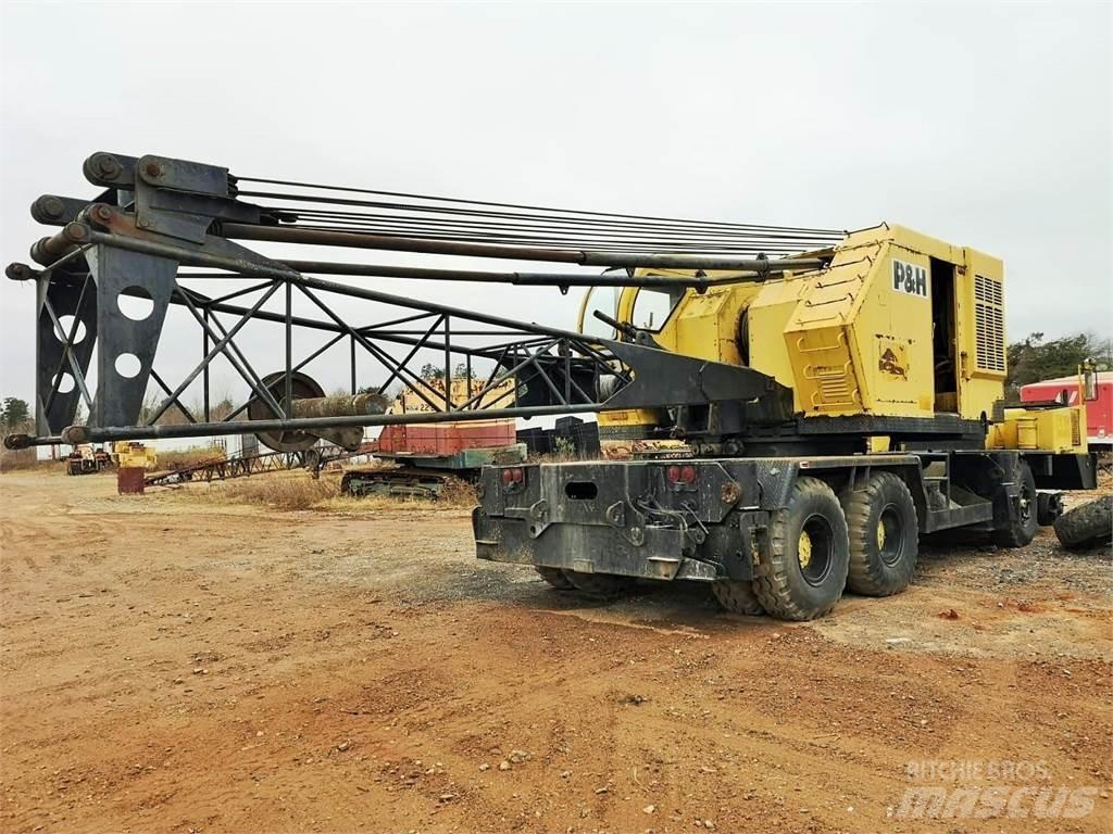 P&H 650 Nosturiautot