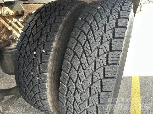 Volvo FH Vetopöytäautot