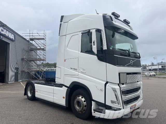 Volvo FH460 4x2 Vetopöytäautot