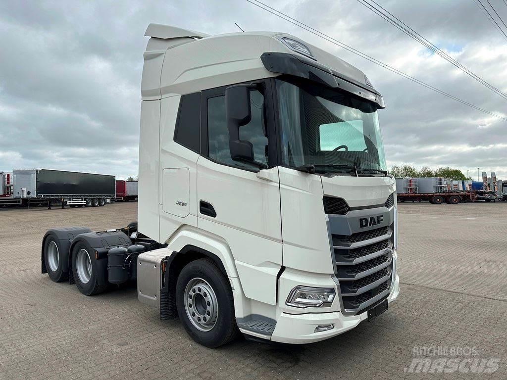 DAF XF 530 6x2 Vetopöytäautot