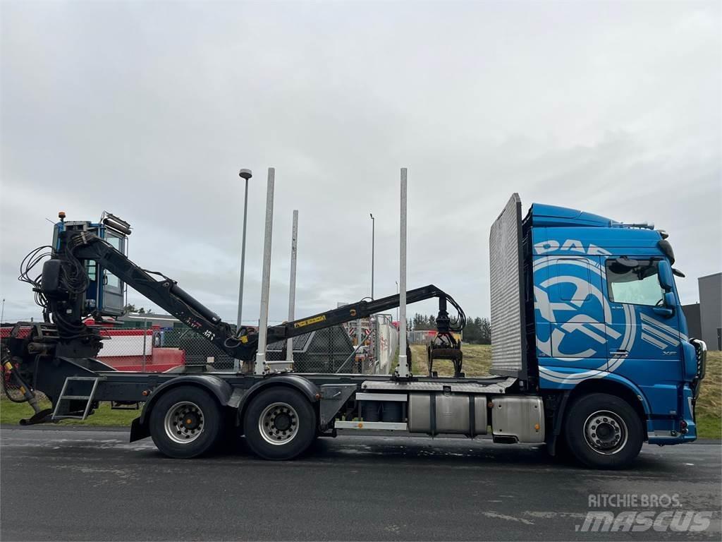 DAF XF530 FAT 6x4 Puuautot