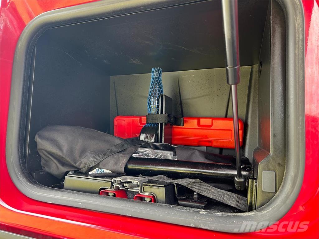 Renault CM 430 Koukkulava kuorma-autot