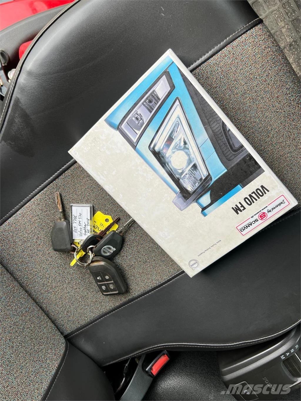 Volvo FM370 Vetopöytäautot