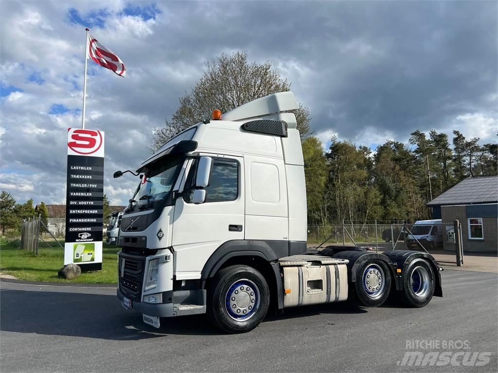 Volvo FM450 Vetopöytäautot