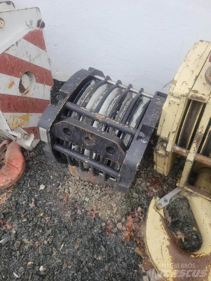 Liebherr  Nosturien osat ja lisävarusteet