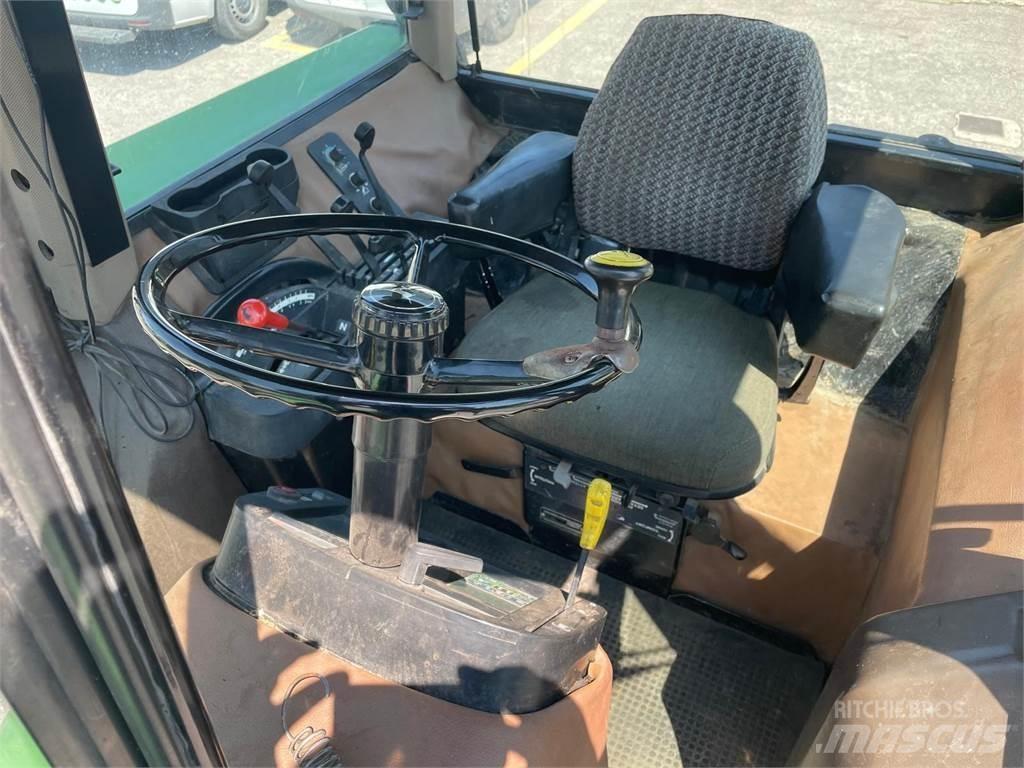 John Deere 4955 Traktorit