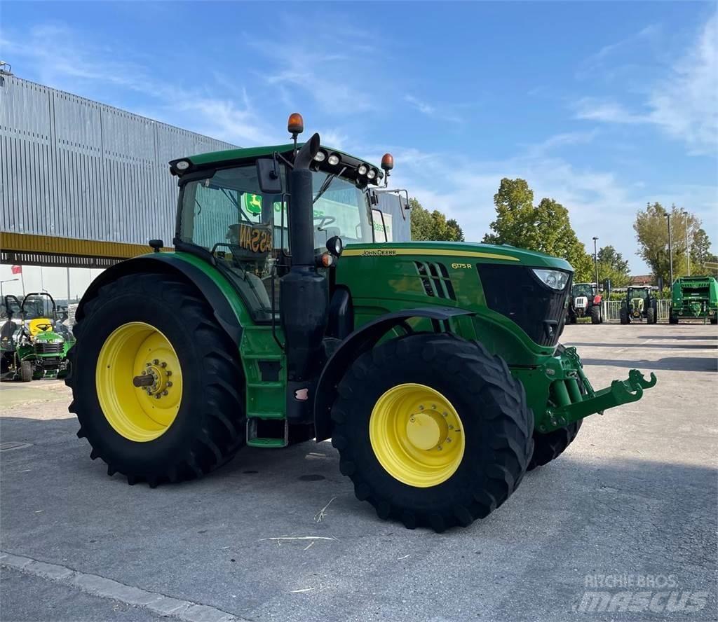 John Deere 6175 R Traktorit